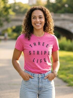 Adidas Shirt Women’s Small Go-To Tee Shirt Three Stripe Life Black Slim Fit New